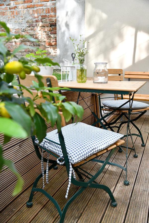 Jethon Studio-Appartement Im Gruenen Bernburg Exteriör bild